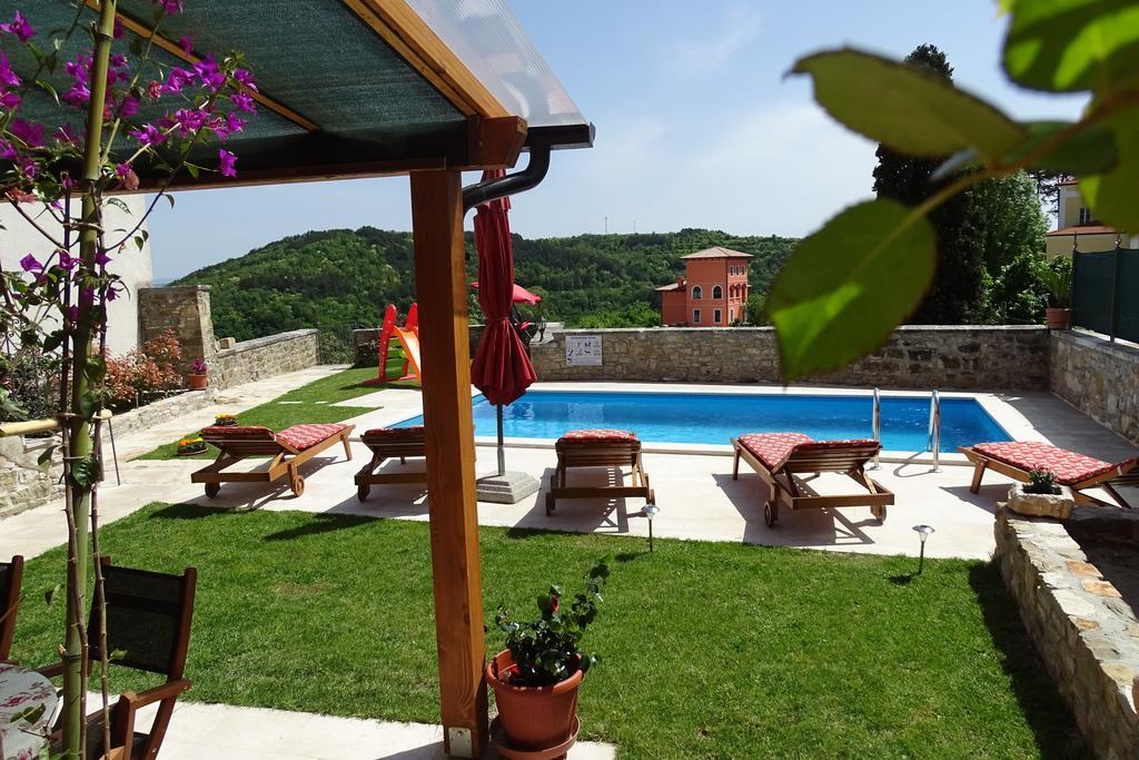 Villa Letizia Oprtalj Zimmer foto