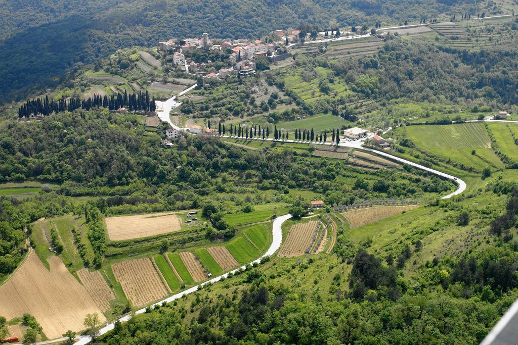 Villa Letizia Oprtalj Zimmer foto