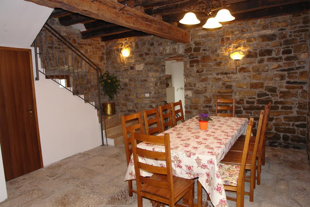 Villa Letizia Oprtalj Zimmer foto