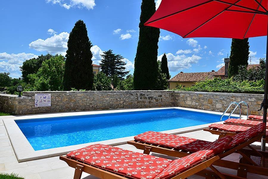 Villa Letizia Oprtalj Exterior foto